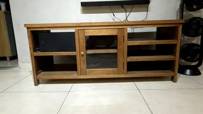 Rack para TV em Madeira Maciça 1,42m - Estilo Colonial