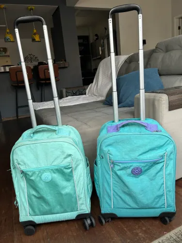 Mochila KIPLING com rodinha