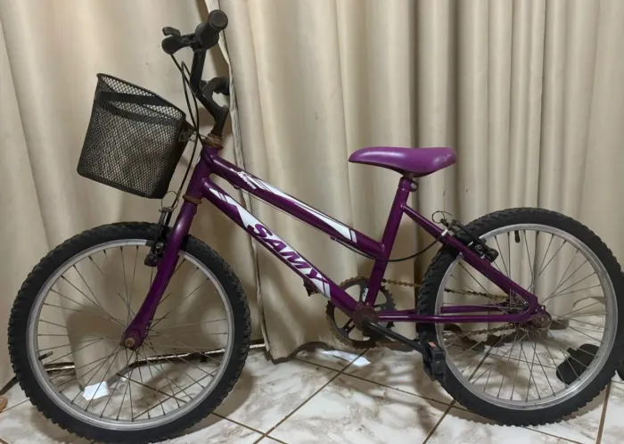Vendo duas bicicletas aro 20 e 24 