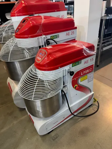 Amassadeira espiral 15kg trifásico 220v 3 velocidades nova 