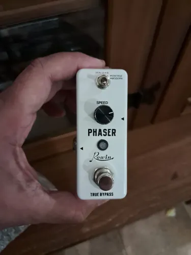 Pedal Rowin Phaser (novo)