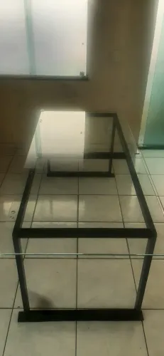 Mesa de jantar de Vidro