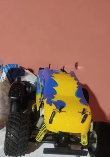 Automodelo Thunder Tiger big monster