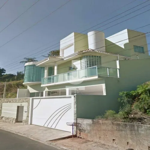 Casa à Venda - Centro, Serra Negra - 300m2 - 4 Quartos