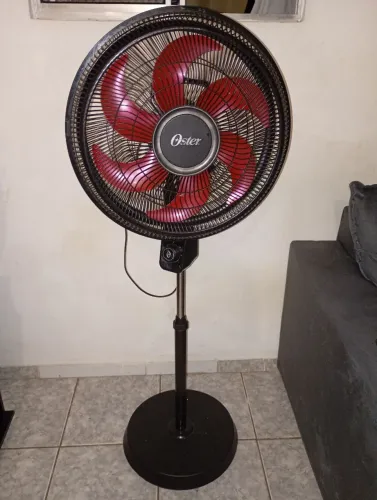 Ventilador de Pedal Oster 