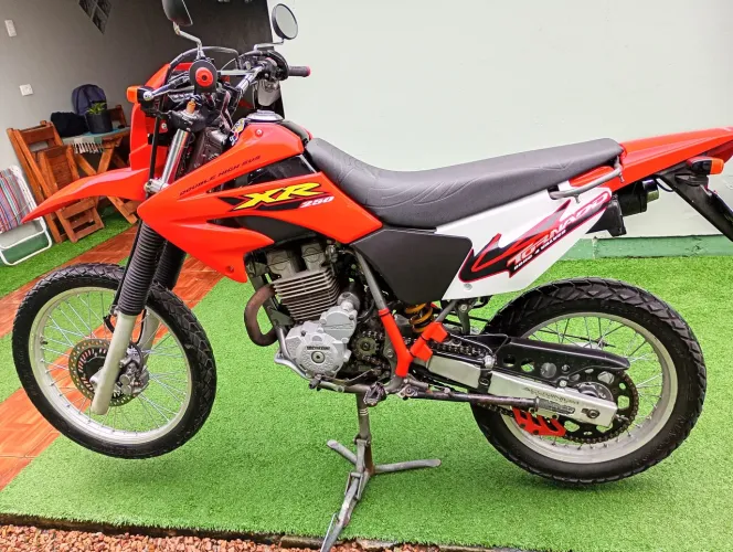 Vende se ano 2004