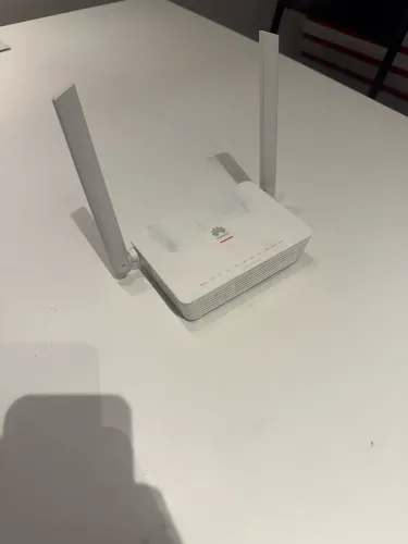 Moldem Onu Gpon Wifi 6 Ac Huawei Eg8145x6-10 1pot+4ge 2.4/5g Apc Cor Branco