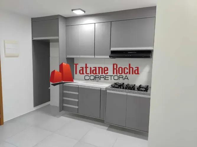 Alugo excelente apartamento no Condomínio Fonte Royal.