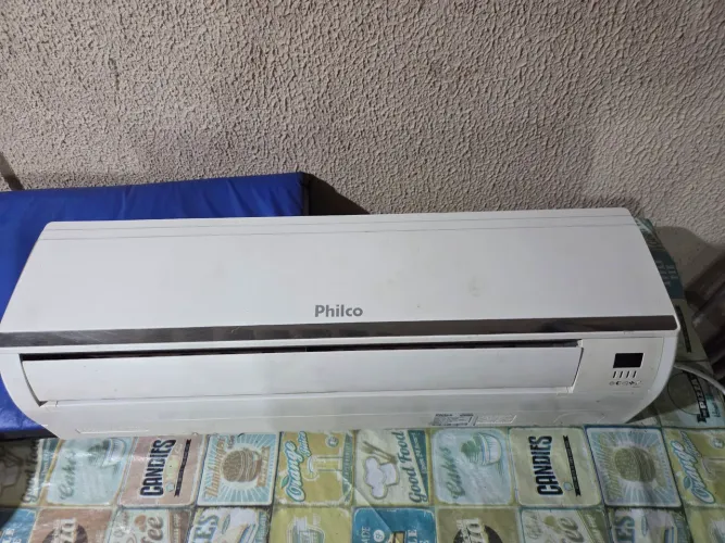Ar condicionado Split 220v 12.000 btus Classificação A gelando Demais
