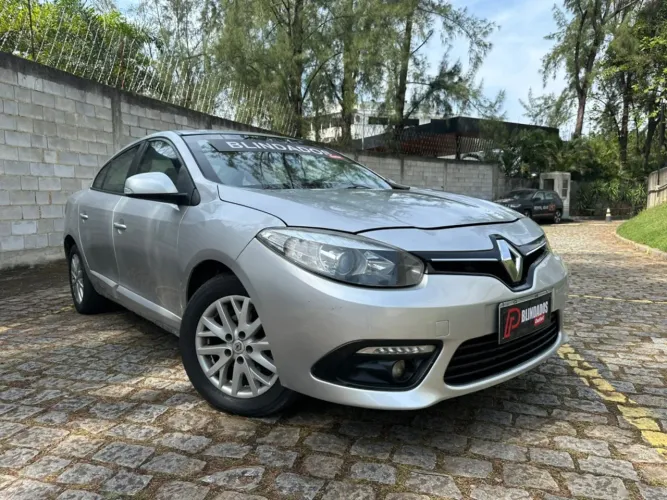 Renault Fluence Sed. Dynamique 2.0 16V Flex Aut. 2016