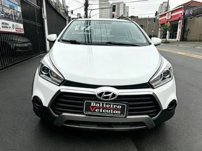 Hyundai HB20X Premium 1.6 Flex 16V Aut. 2017