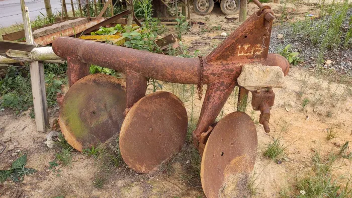 Arado 3 discos Massey Ferguson