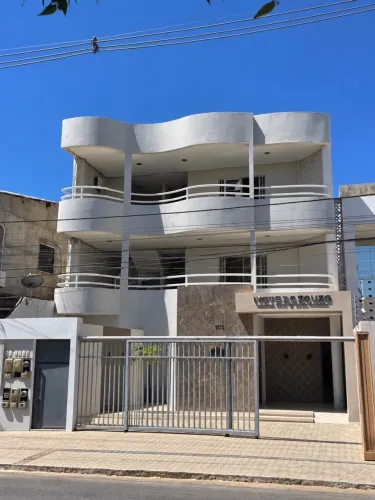 Apartamento na Av Flaviano Guimarães