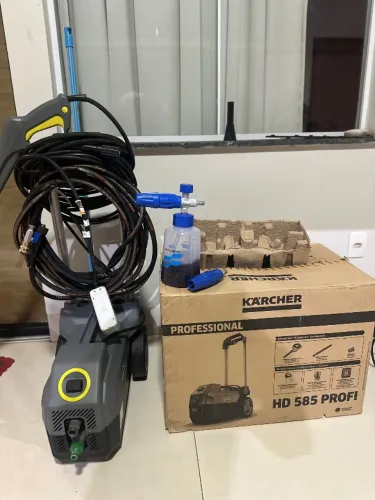 Lavadora Alta Pressão Kärcher HD 585 Profissional/OPORTUNIDADE