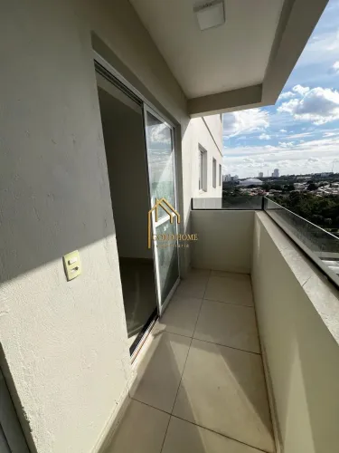Vendo/ Alugo Apartamento no Edifício MOA