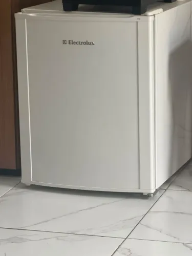 Frigobar Electrolux