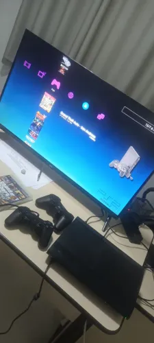 Ps3 com jogos instalados desbloqueado, tem muitos jogos para baixar ps1/ps2/ps3/Nintendo/