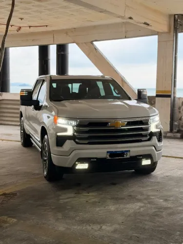 Chevrolet Silverado High Country 5.3 V8 AWD Aut. 2024