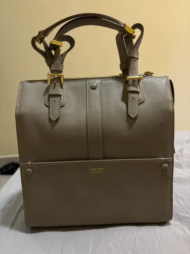 Bolsa Giorgio Armani