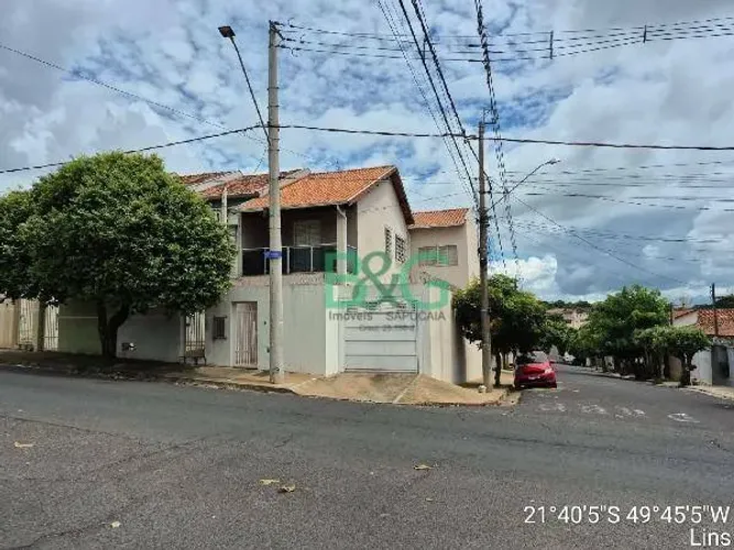Casa com 3 dormitórios à venda, 192 m² por R$ 286.791,44 - Centro - Lins/SP