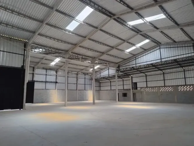 GALPÃO PARA LOCAÇÃO - 1.150 m²