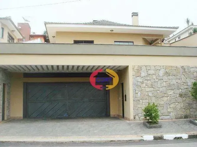 Casa no condomínio country Club à venda em Arujá!!!