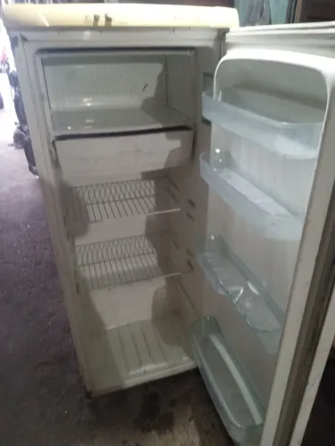 Vendo geladeira usada