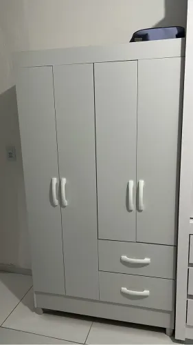 Guarda roupa infantil 