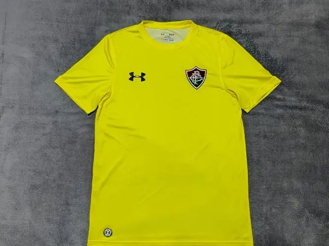 Camisa Oficial Fluminense Under Armour Goleiro Amarela 2018 tamanho M (51x76cm). Impecável