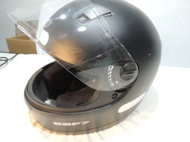 Capacete EBF Tamanho 56