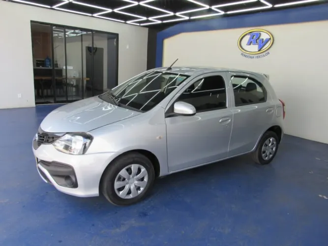 Toyota Etios X 1.3 Flex 16V 5P Mec. 2019