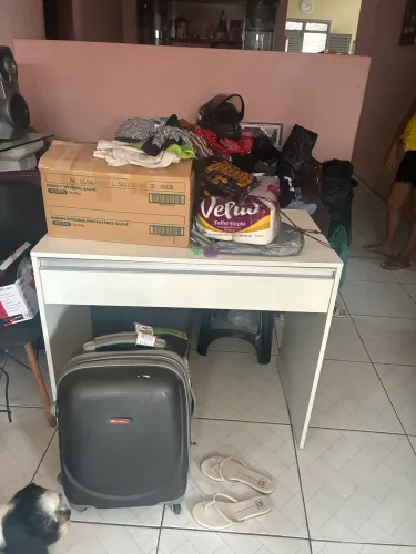 Mesa tipo escrivaninha 