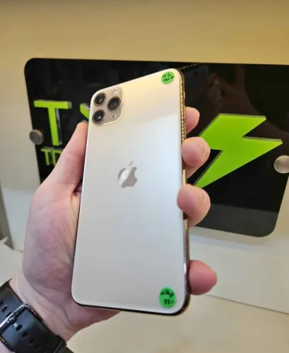 Iphone 11 pro max sem detalhes