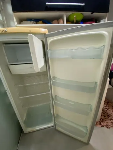 Geladeira Eletrolux degelo 240L