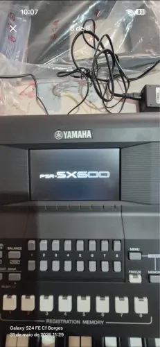 Teclado Yamaha PSR SX-600