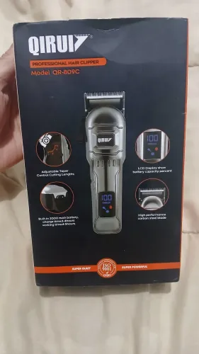 Maquina de Cortar Cabelo Profissional
