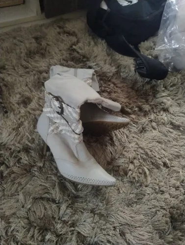 Botas