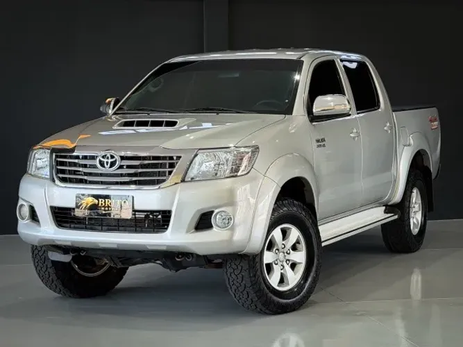 Toyota Hilux CD SRV D4-d 4X4 3.0 TDI Diesel AUT 2013
