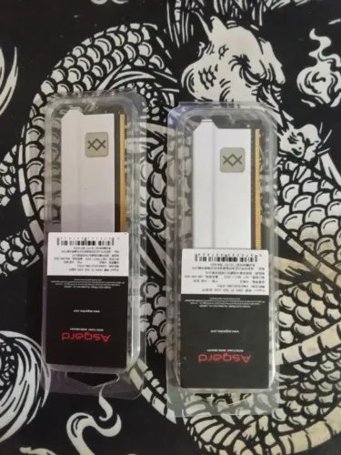 Memória Asgard DDR4 16 GB (2x8 GB) 3200 MHz - Excelente Estado