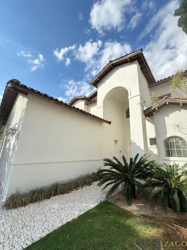 Casa Condomínio Villaggio di Firenze por 3.1 milhões