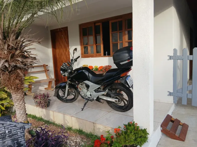 Fazer 2006 muito boa toda revisada valor 8.750.00