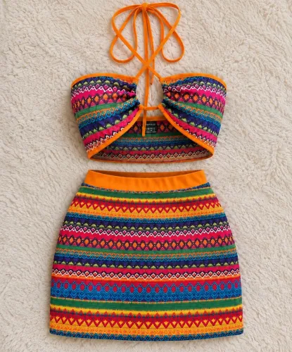 CONJUNTO SAIA + CROPPED Estampa colorida e estilosa ? Tamanho: P ? Usado poucas vezes