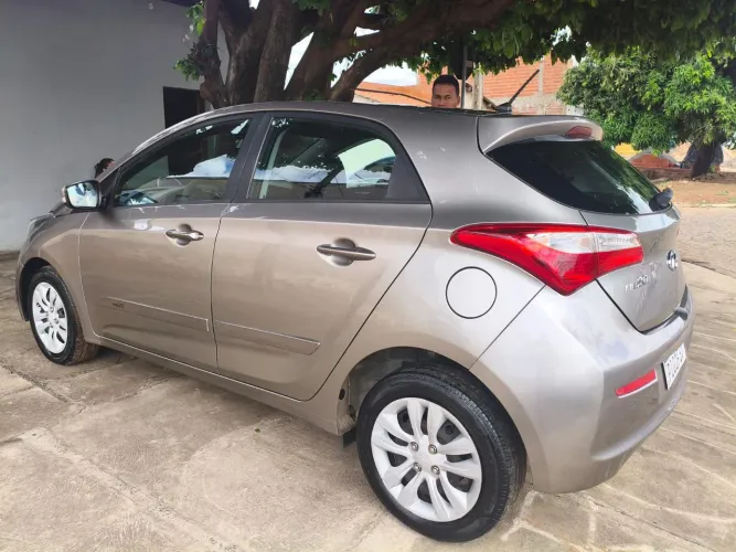 Hyundai HB20 Comf./c.plus/c.style 1.0 Flex 12V 2017