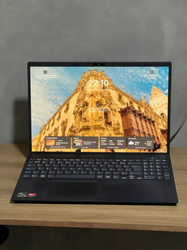 Notebook Vaio FE16 Ryzen 7, 16GB, 512GB SSD, 16? IPS WUXGA, Wi-Fi 6, permite upgrade