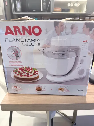 Batedeira Planetária Arno Deluxe 300W - Não Liga (Só Isso) - Completa na Caixa