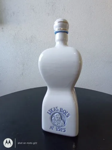 Garrafa de PORCELANA "LUCAS BOLS"