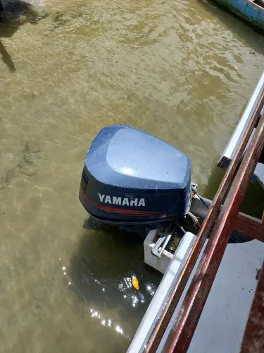 Motor de popa Yamaha 115 hp