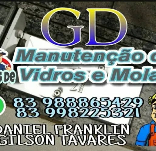 Manutenção em portas de mola de piso.