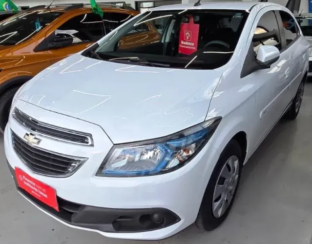 Chevrolet Onix Hatch LT 1.4 8V Flex Mec. 4P 2015