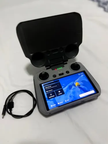 CONTROLE COM TELA DJI RC 